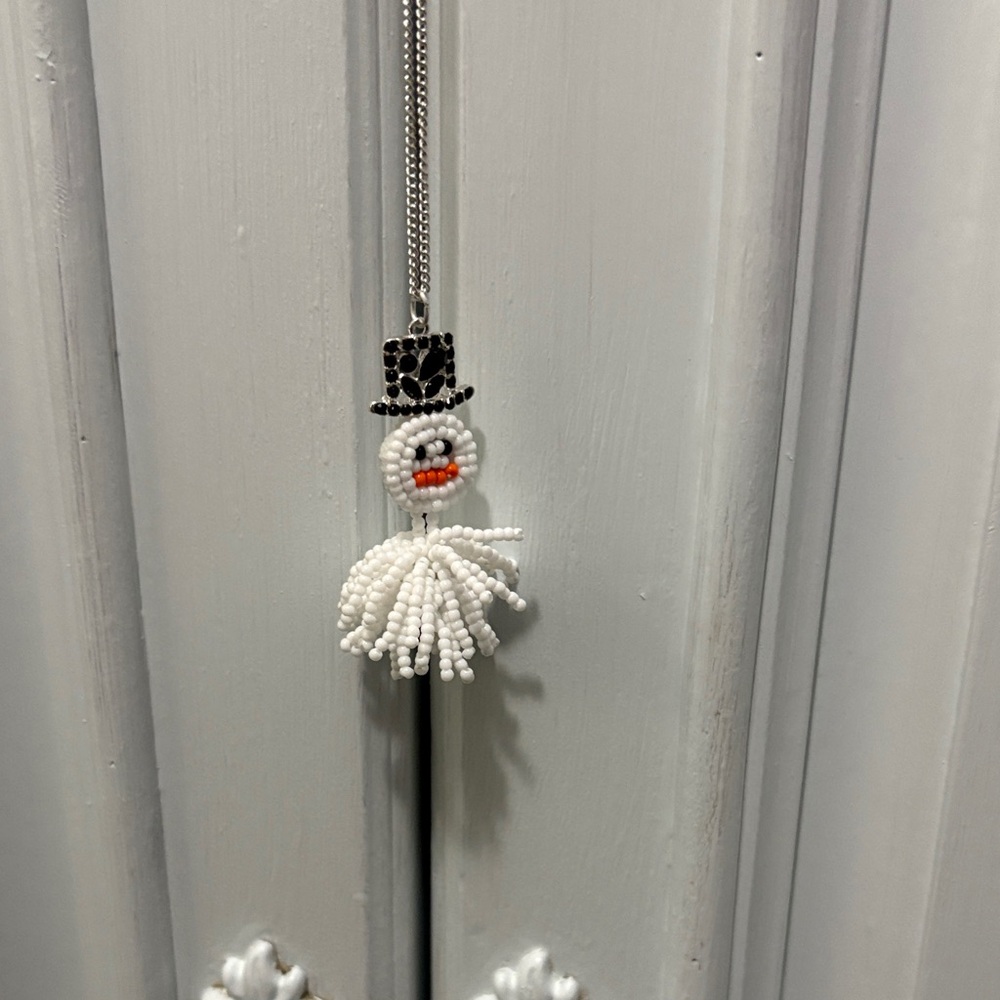 Snowman Elegant Tassel Necklace
